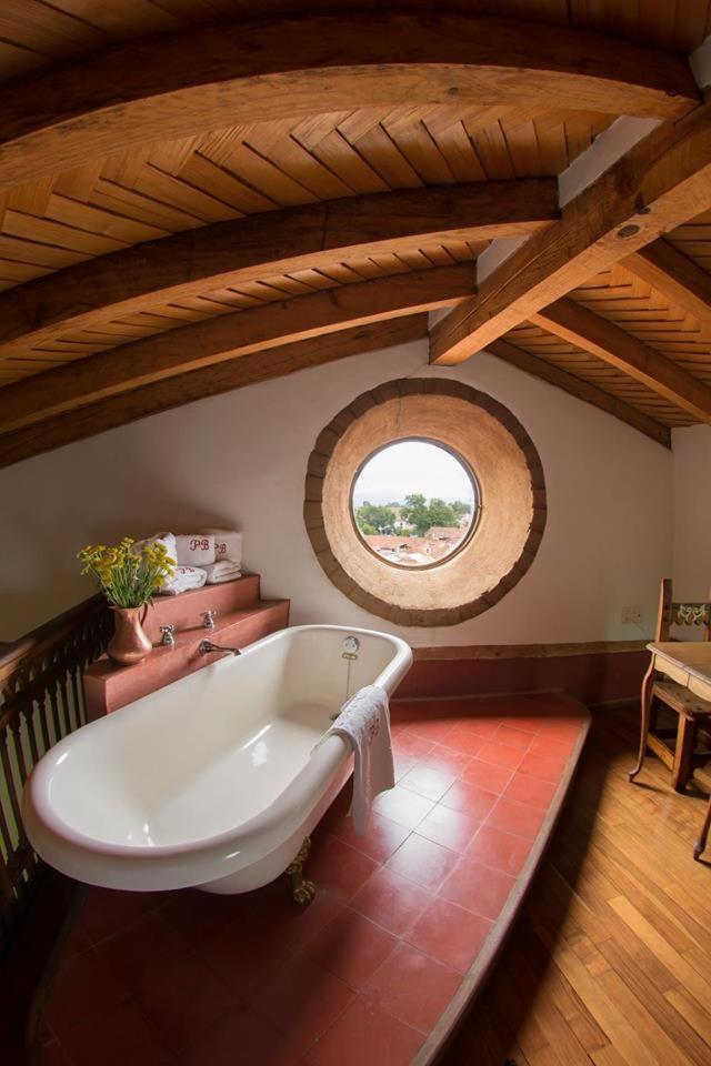 Hotel Boutique La Basilica 4*